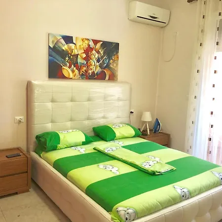 Apartment Apartament Velipoje